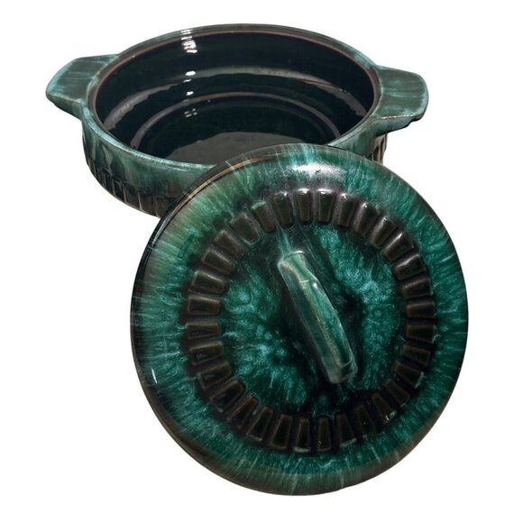 Blue Mountain Pottery Casserole Dish W/ Lid BMP Green Drip Glaze Handles MCM 9" - Picture 1 of 9